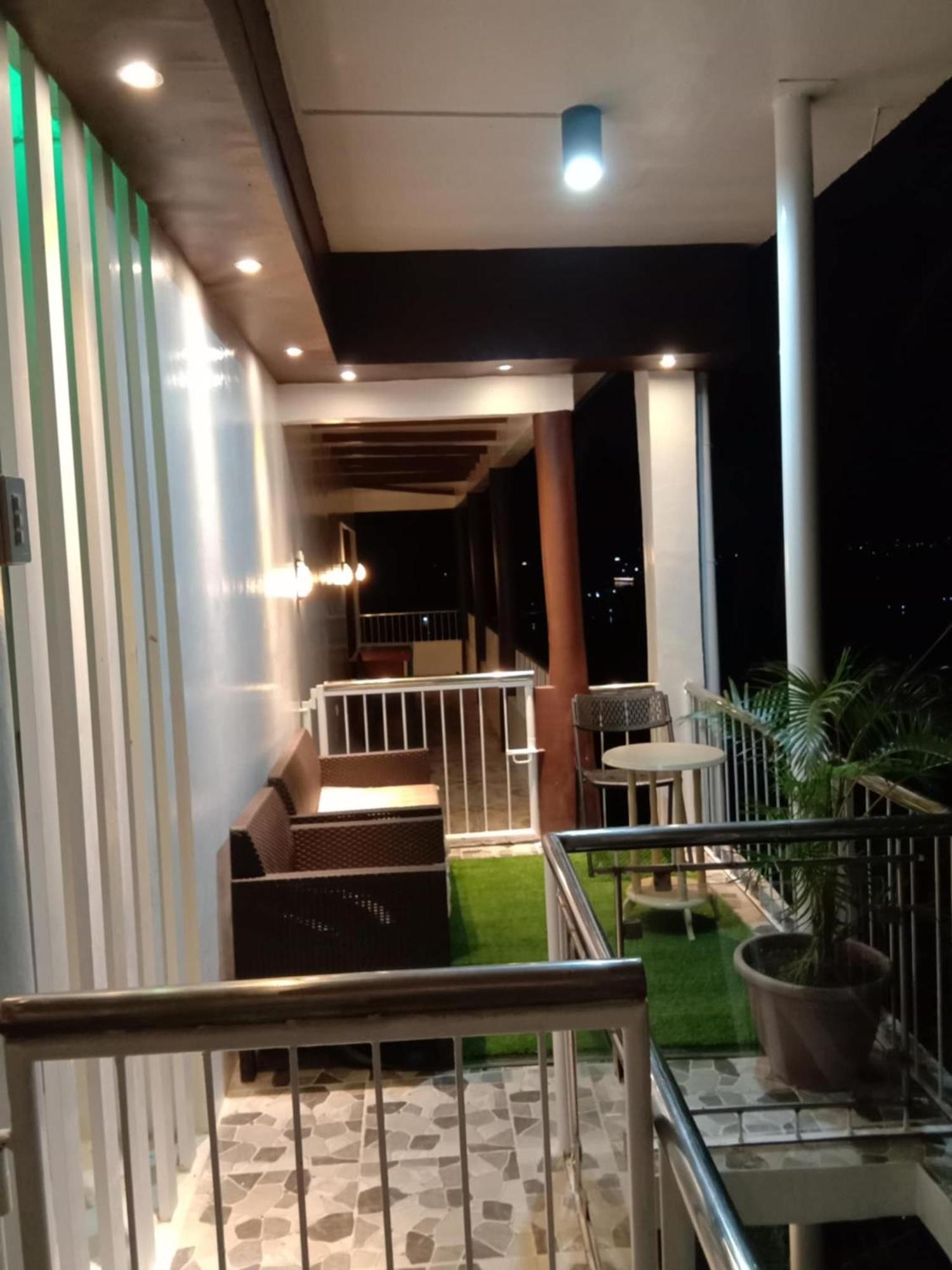 Jcv Rooms 苏里高 外观 照片
